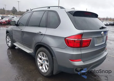 2011 BMW X5 xDrive35I/xDrive35I Premium/xDrive35I Sport Activity z USA, uszkodzony, nr VIN 5UXZV4C57BL416070